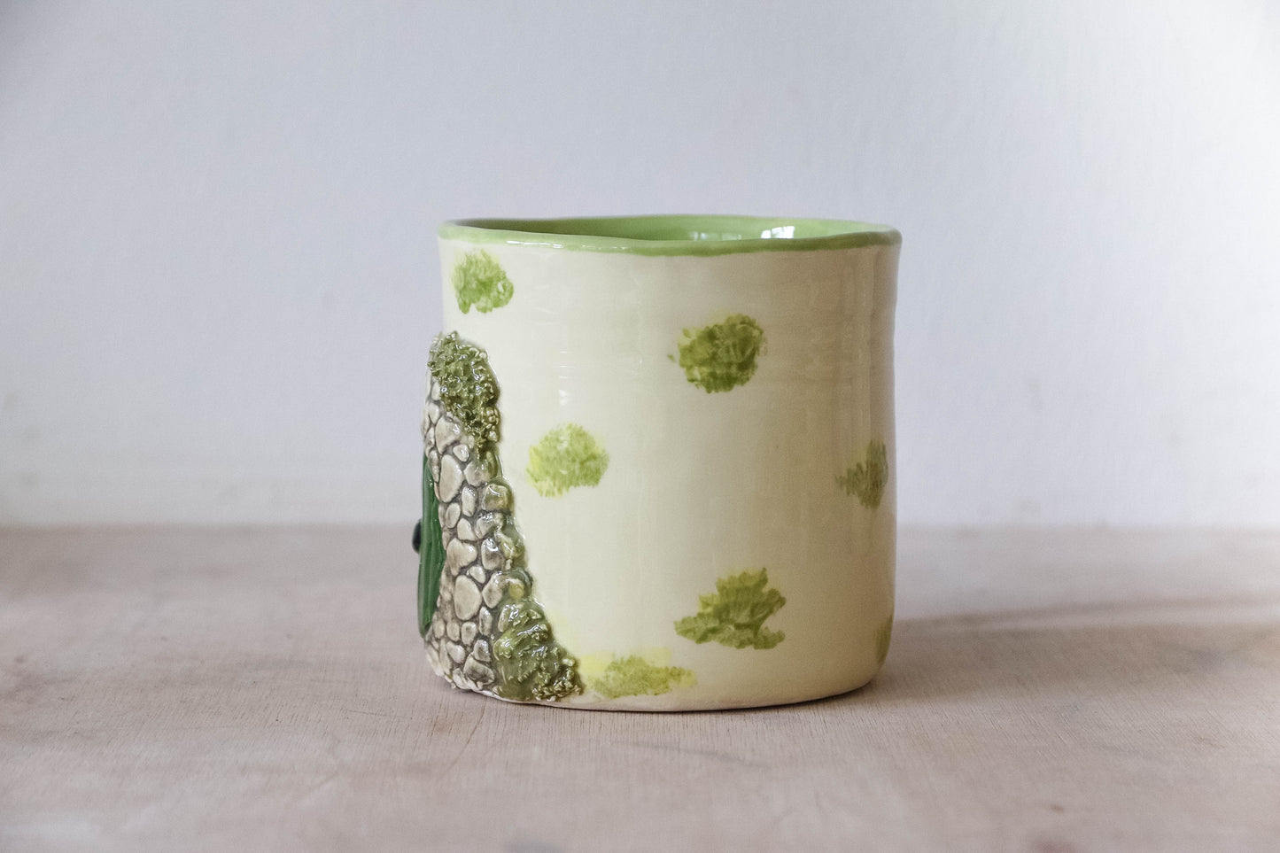 Stone Hobbit House Round Mug