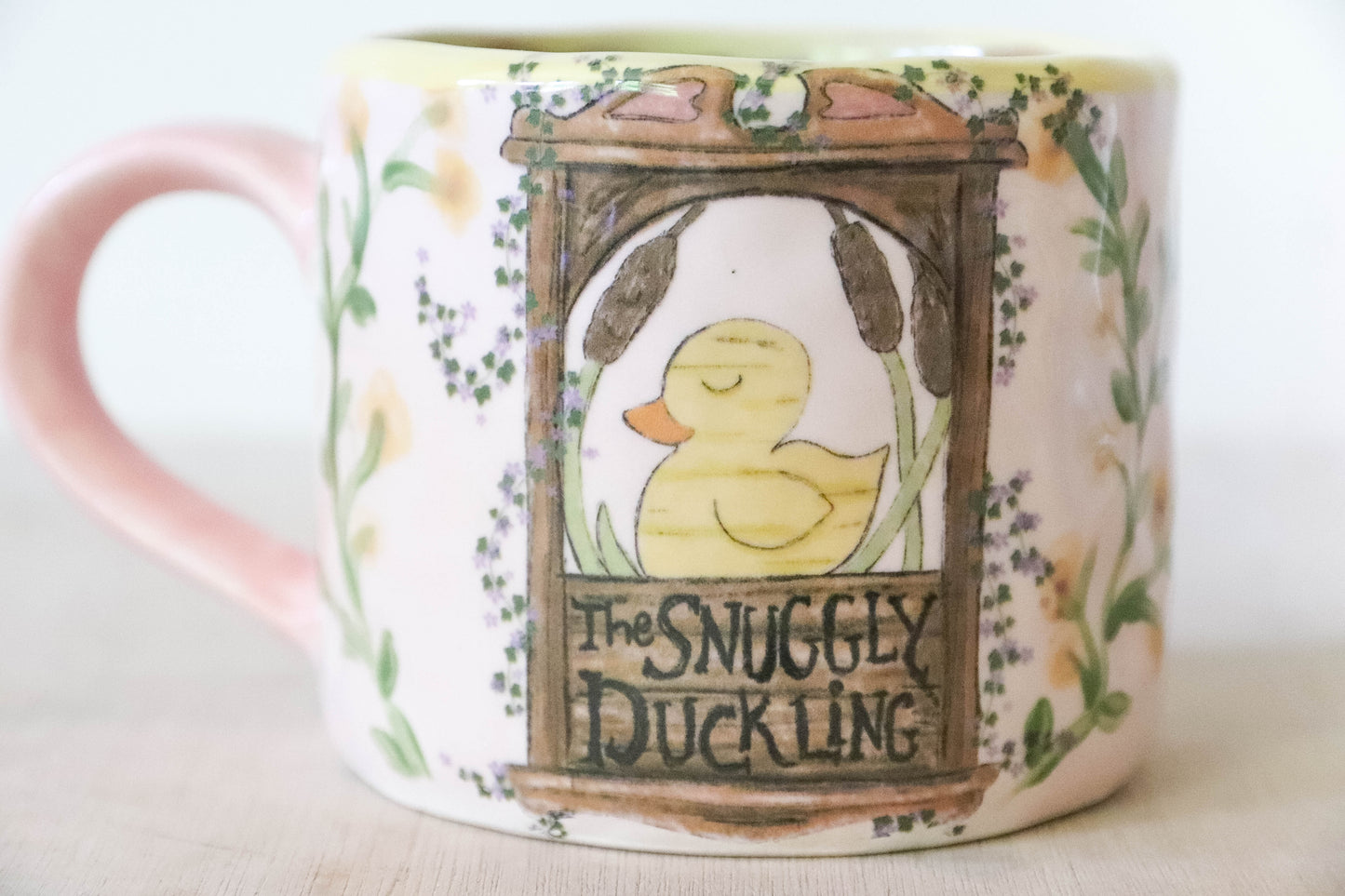 Snuggly Duckling Peach Mug Medium