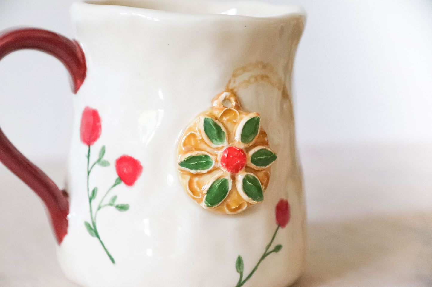 Anastasia Necklace Tulip Mug