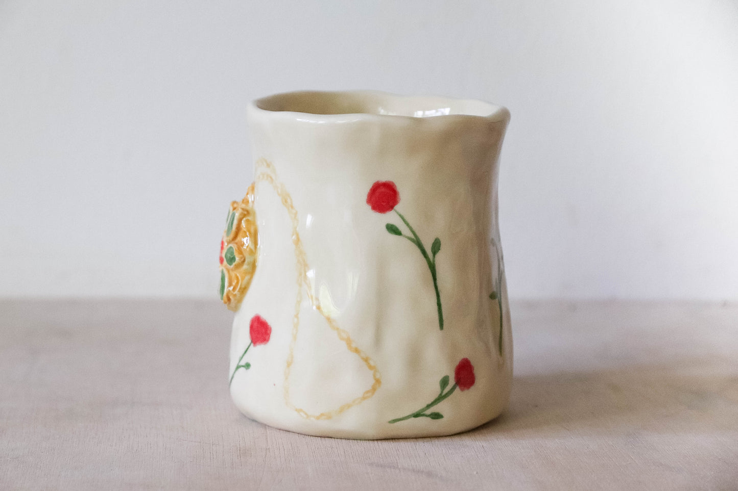 Anastasia Necklace Tulip Mug