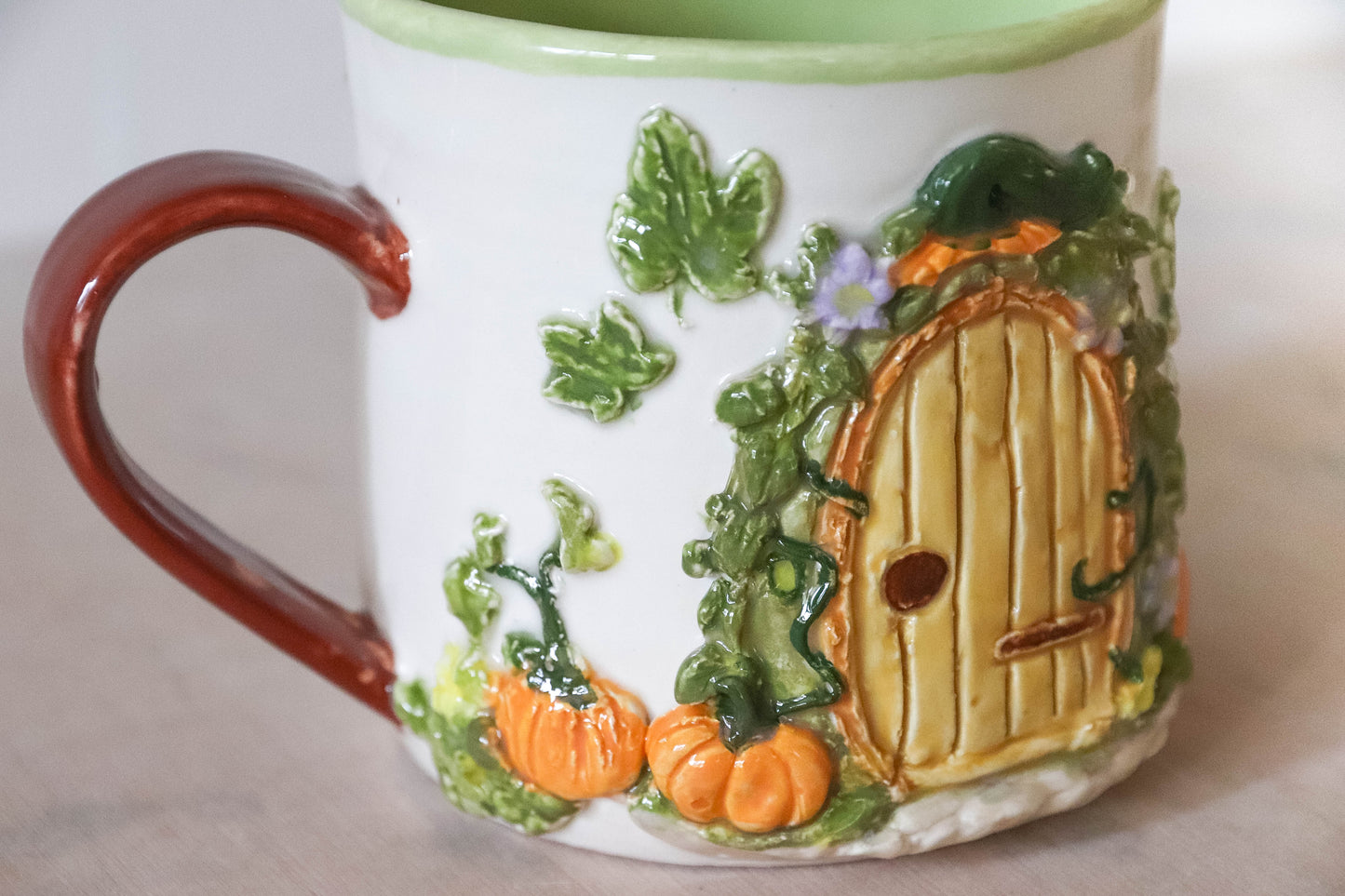 Fairy House Pumpkin Round Mug