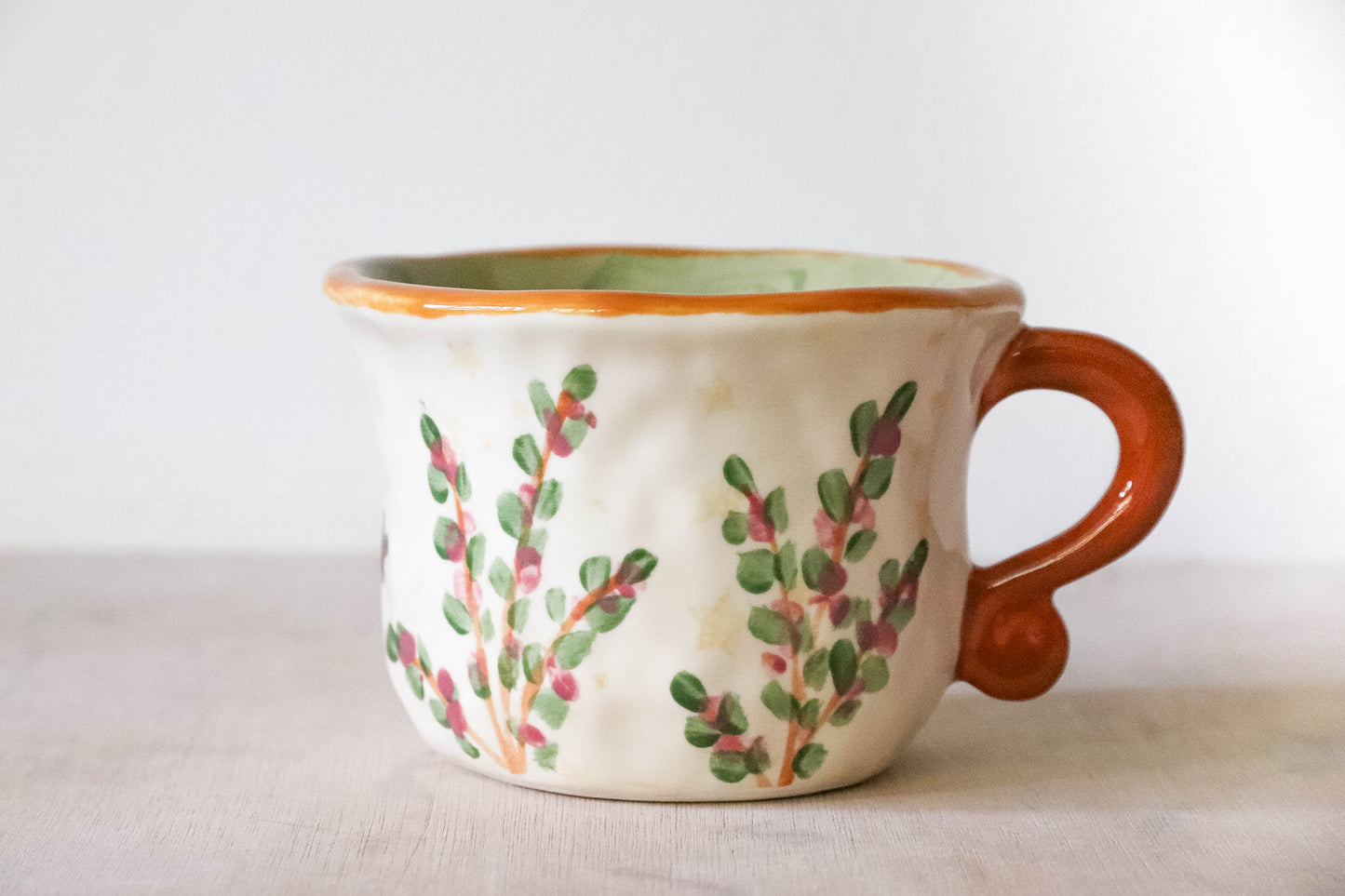 Anastasia Music Box Mug