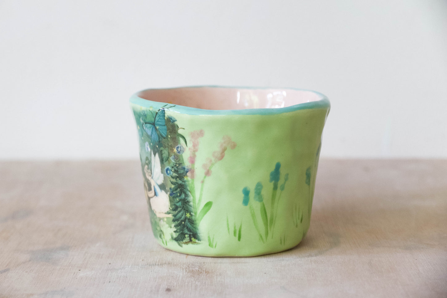 Peekaboo Toadstool Daffodil Fairy Mug