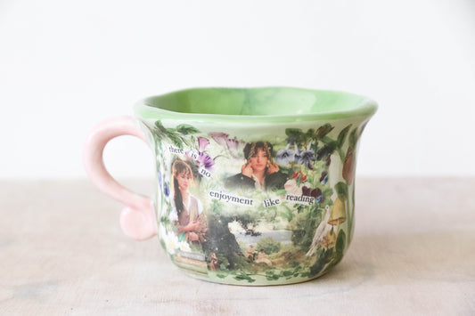 Green Lizzie Reading Mug
