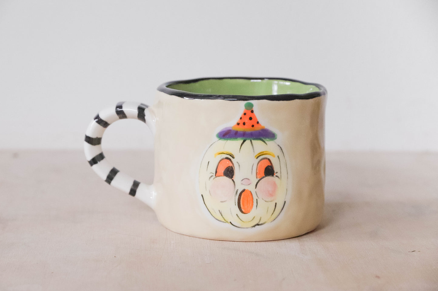 White Pumpkin Mug Medium