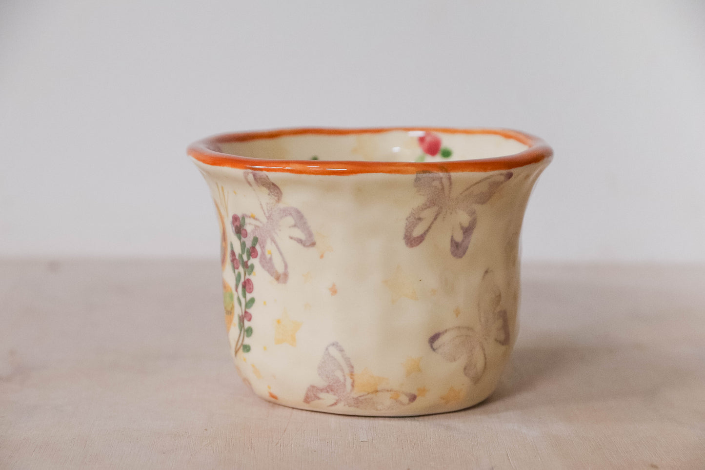 Anastasia Music Box Mug
