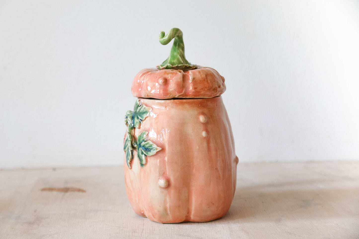 Peekaboo Mouse Pumpkin Stoneware Mug