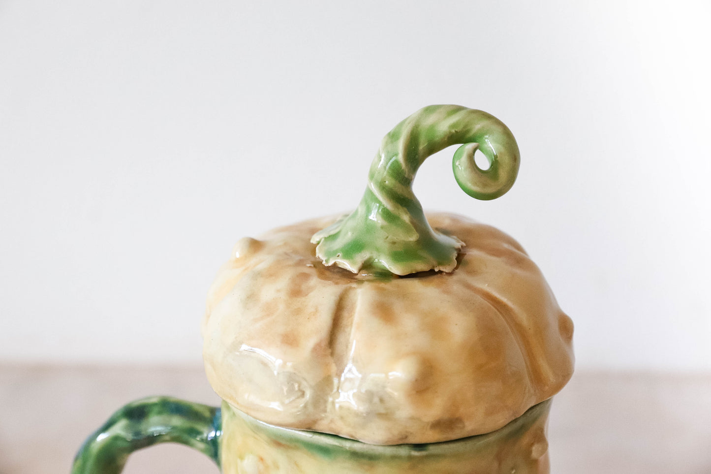 Peekaboo Bat Gourd Stoneware Mug