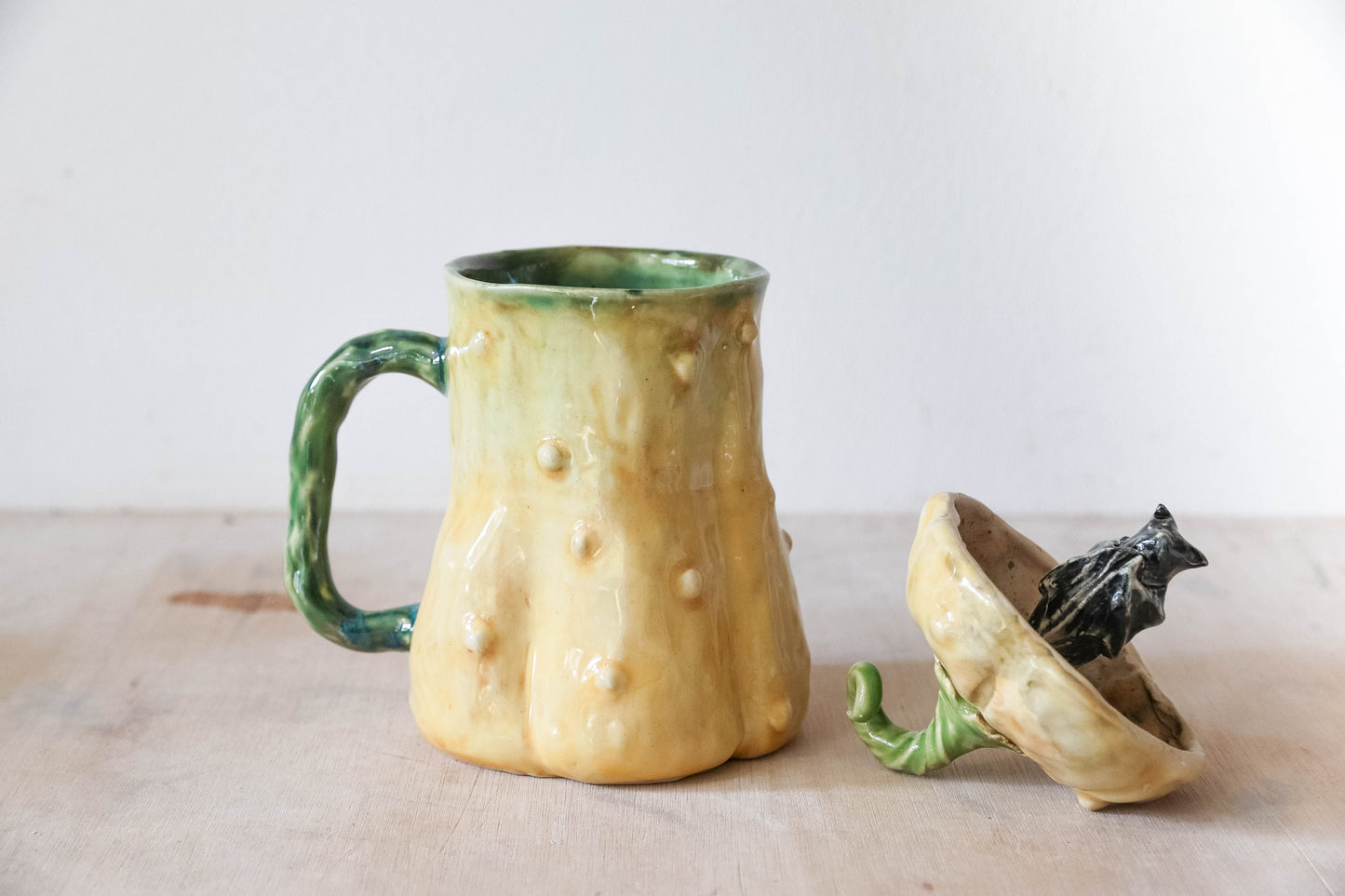 Peekaboo Bat Gourd Stoneware Mug