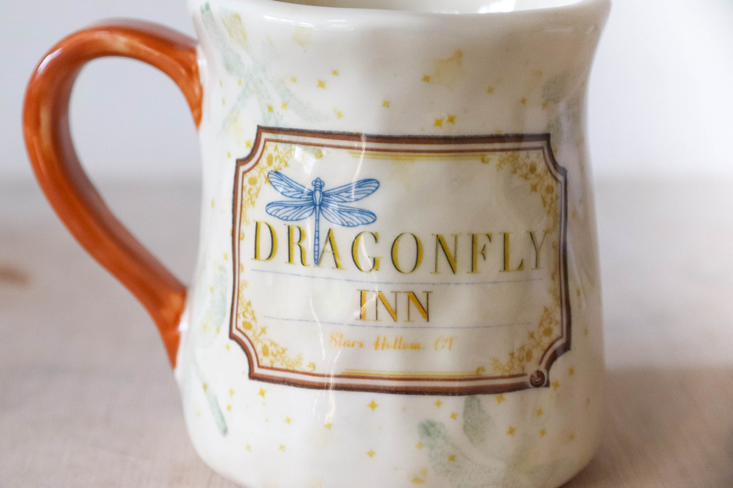 Dragonfly Inn Tulip Mug