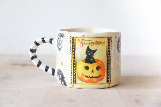 Cat Pumpkin Mug Medium
