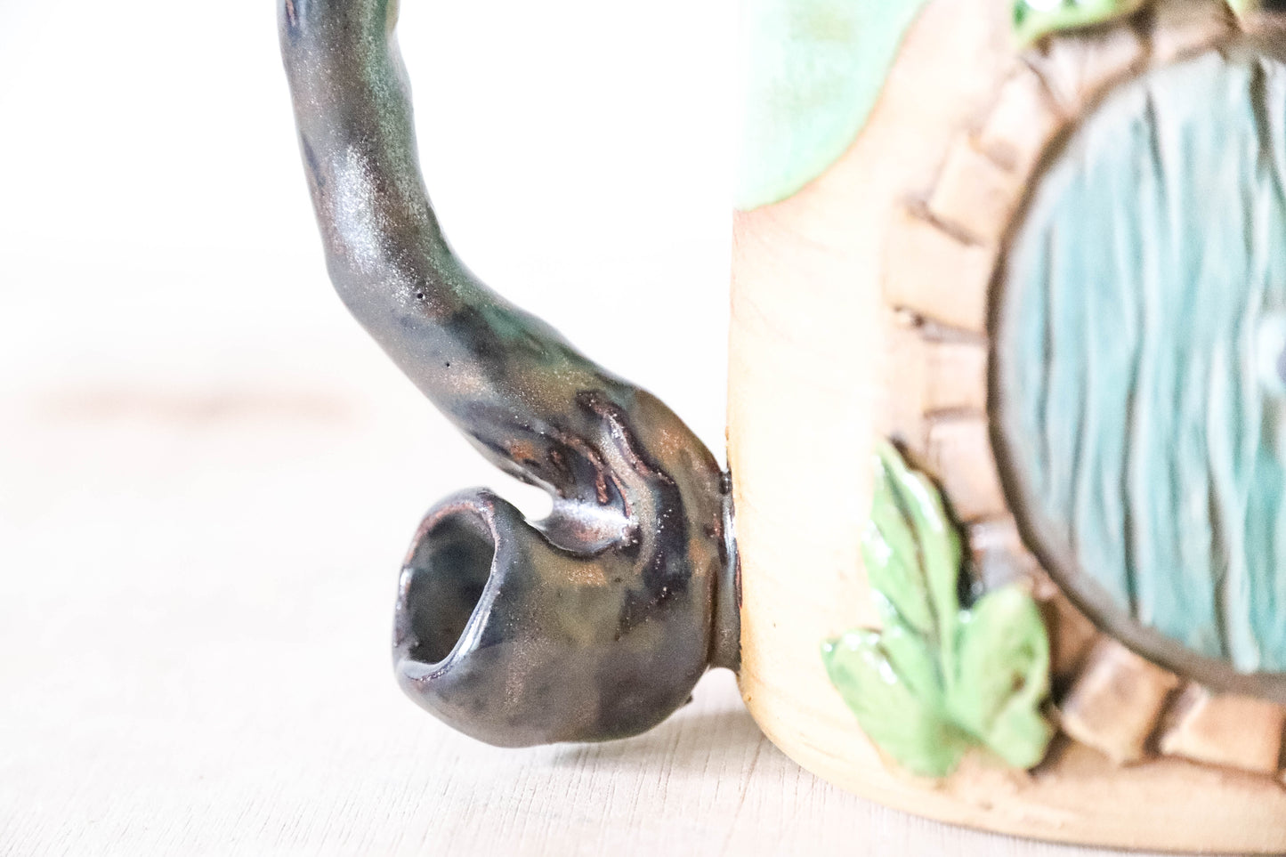 Hobbit Pipe Stoneware Pot