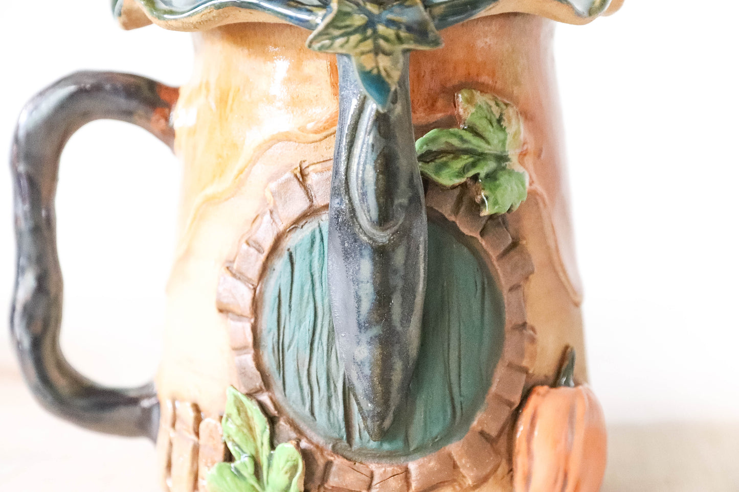 Autumn Hobbit Sword Stoneware Pot