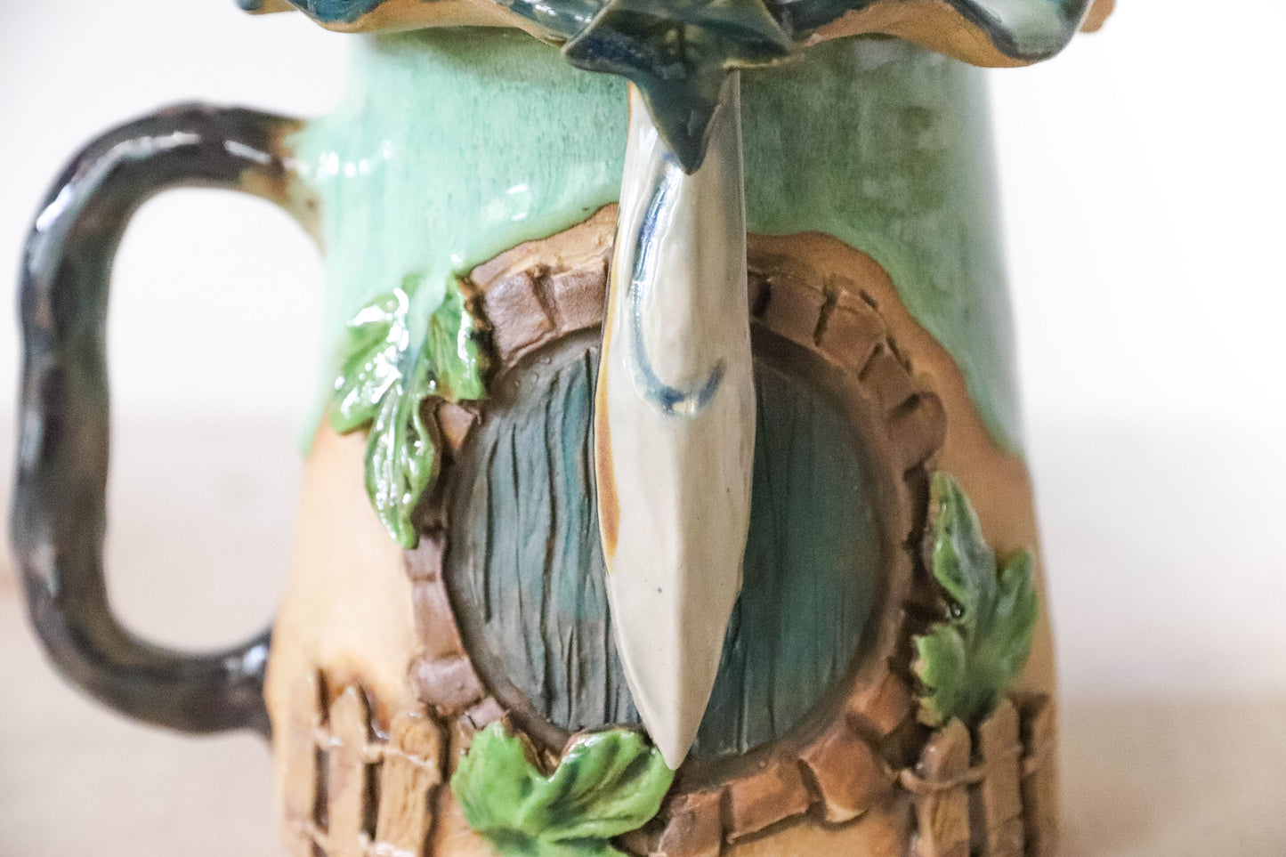 Hobbit Sword Stoneware Pot