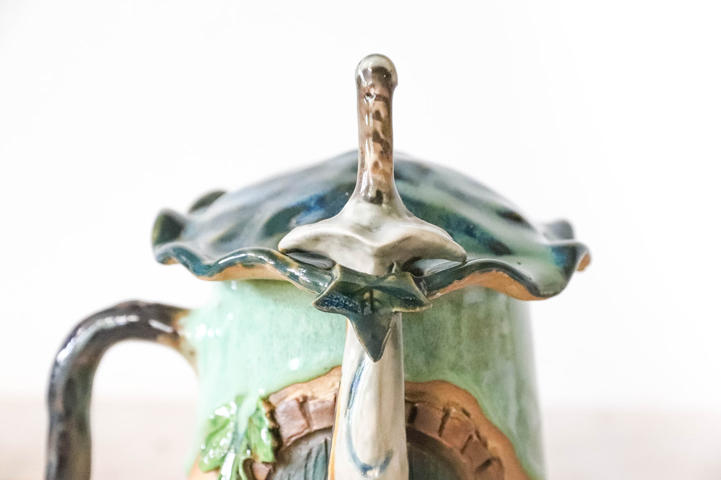 Hobbit Sword Stoneware Pot