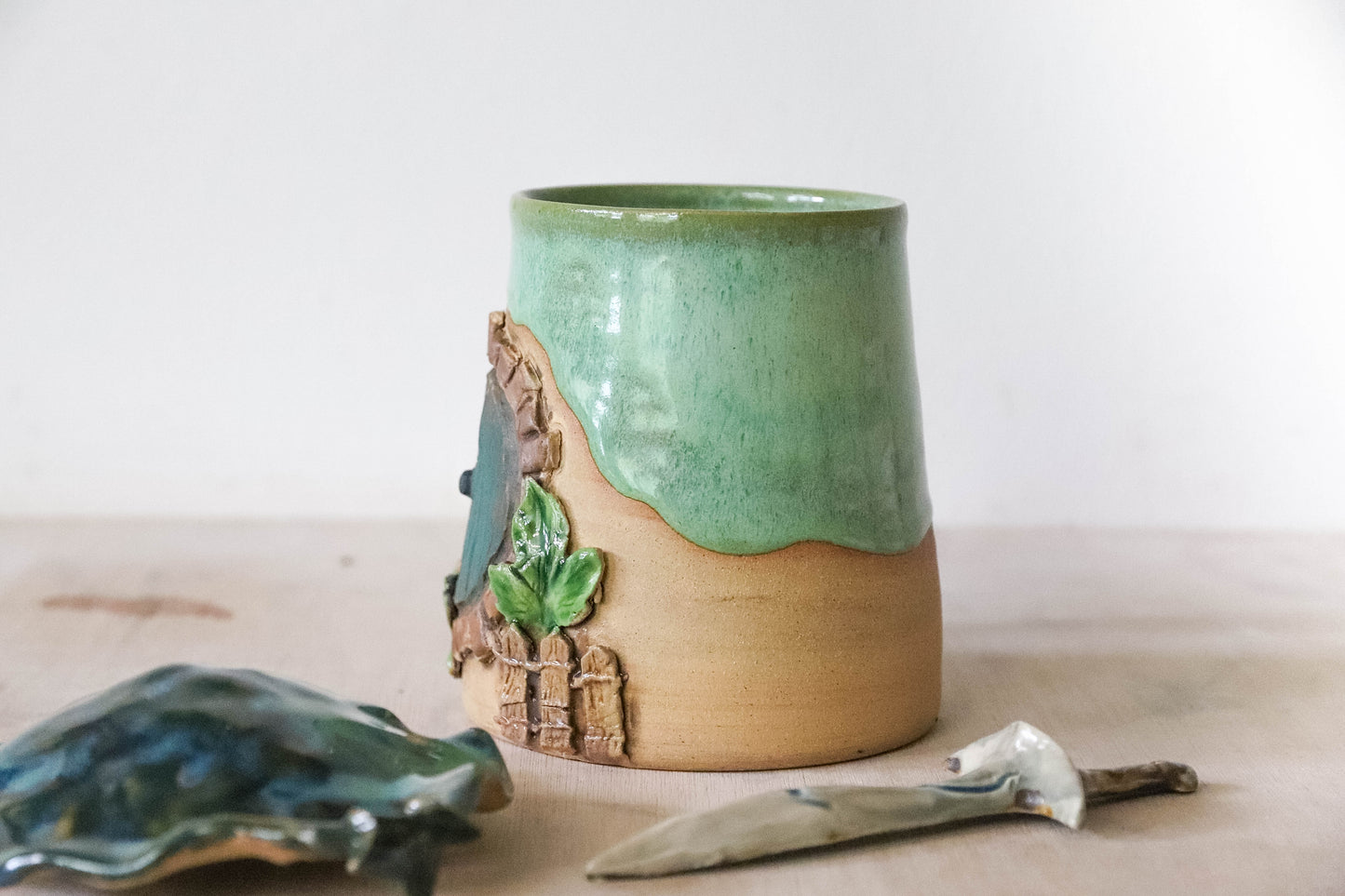 Hobbit Sword Stoneware Pot
