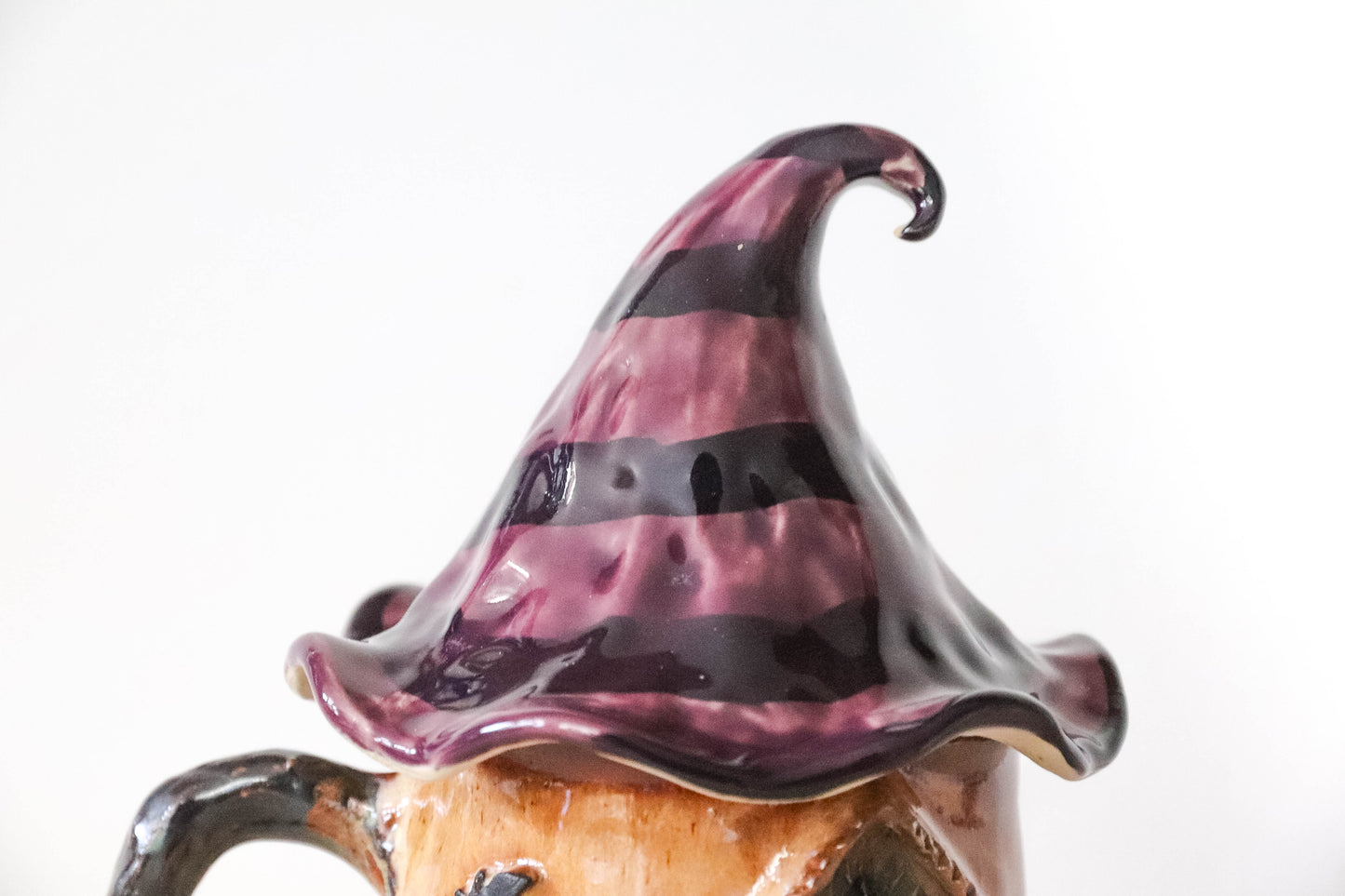 Old Witch House Stoneware Pot