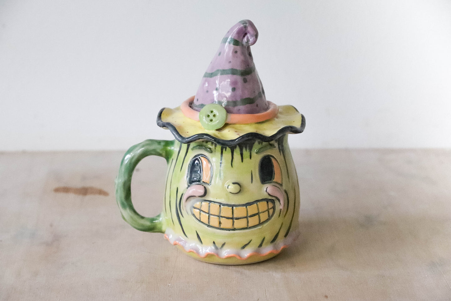 Green Pumpkin Head Stoneware Pot