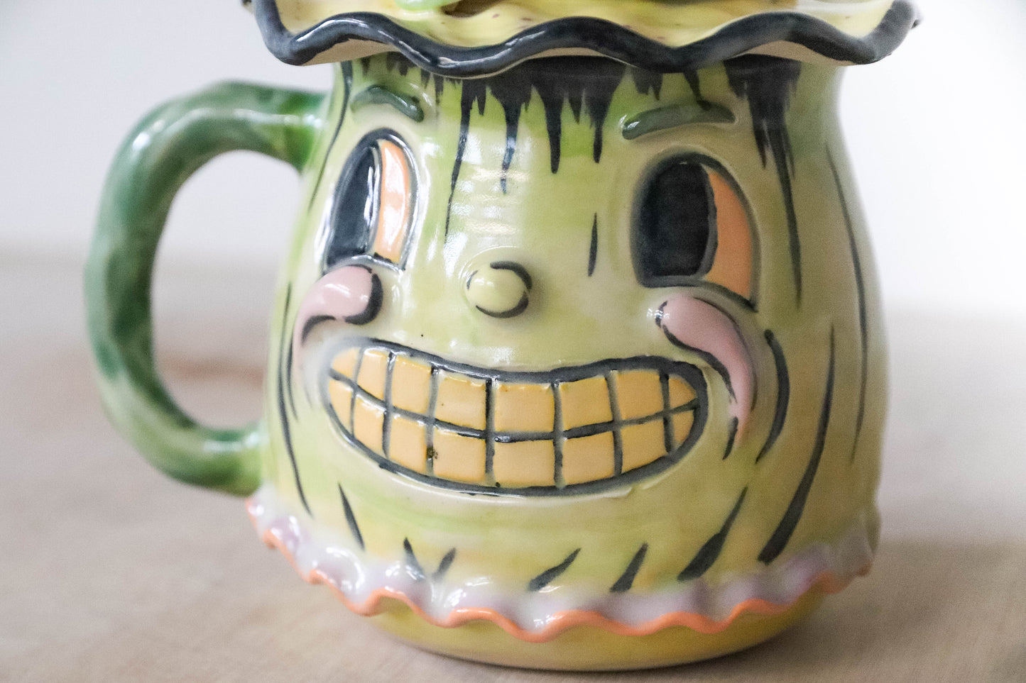 Green Pumpkin Head Stoneware Pot
