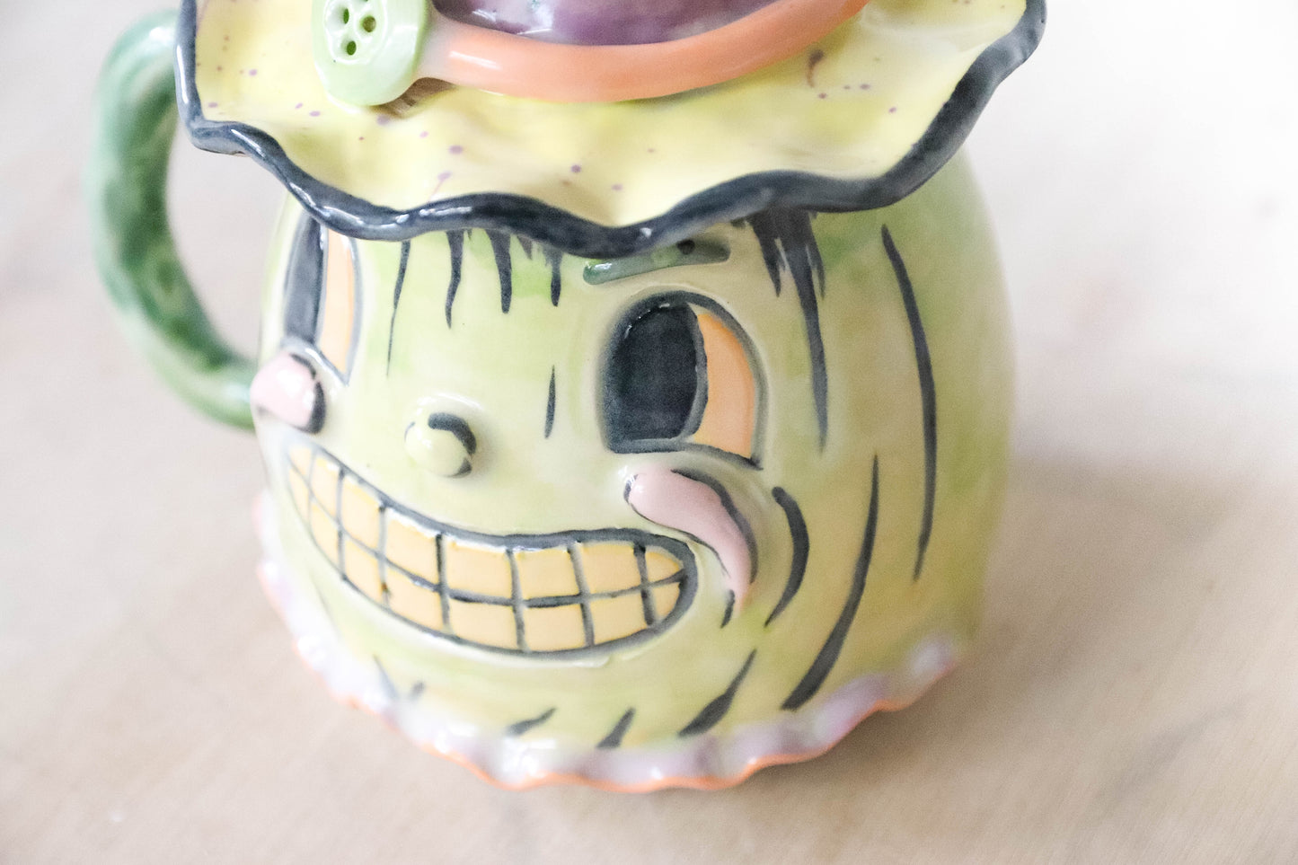 Green Pumpkin Head Stoneware Pot