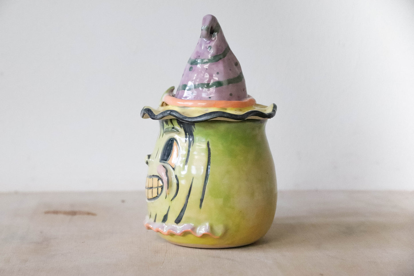 Green Pumpkin Head Stoneware Pot