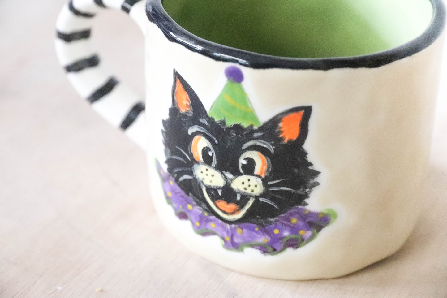 Vintage Halloween Cat Pot Medium
