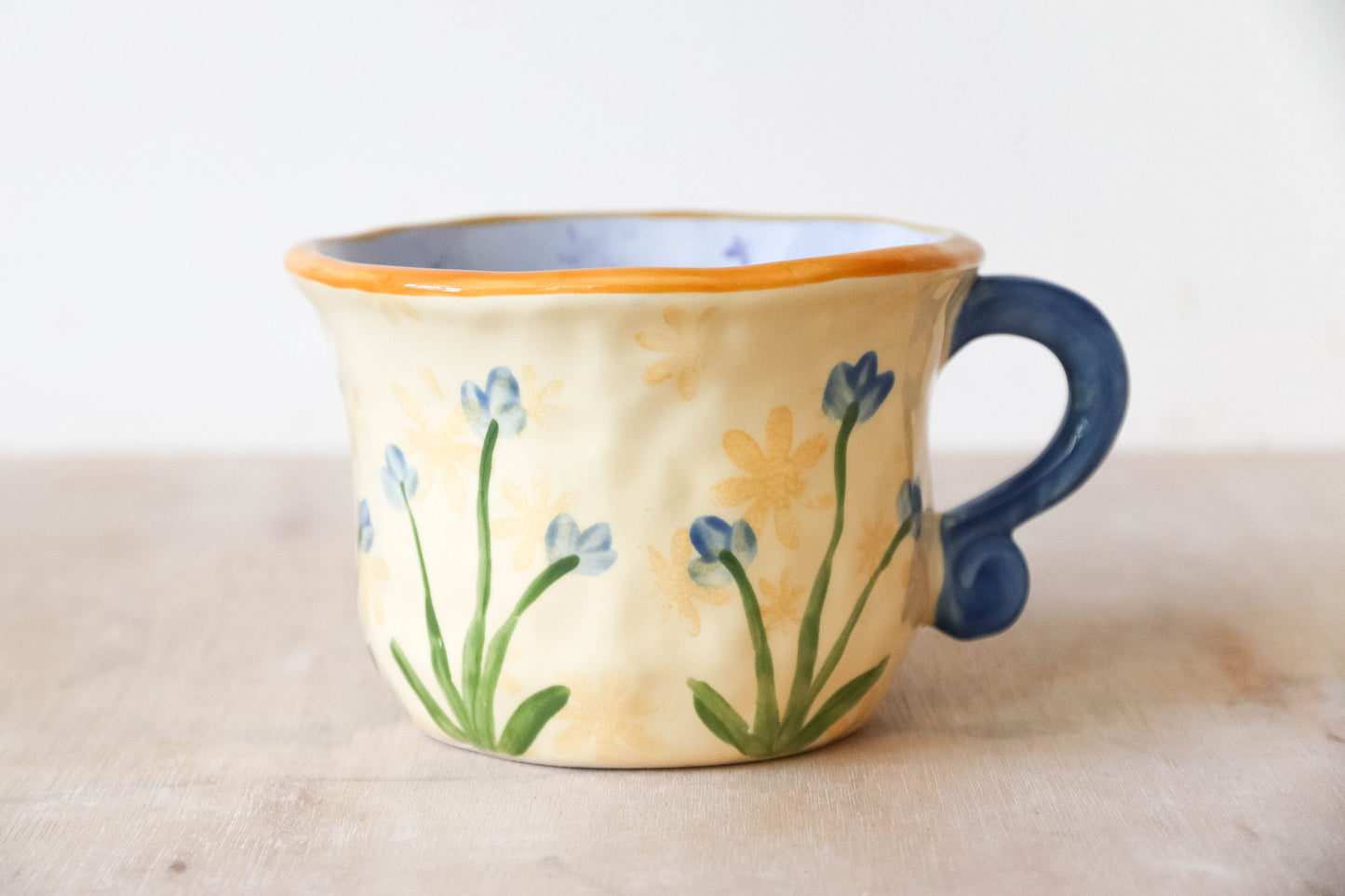 Peekaboo Shell H2O Pearl Mug