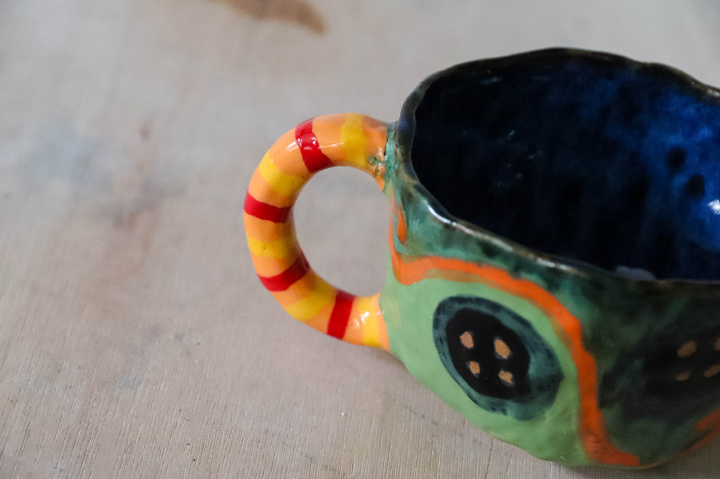 Green Buttons Stoneware Pot