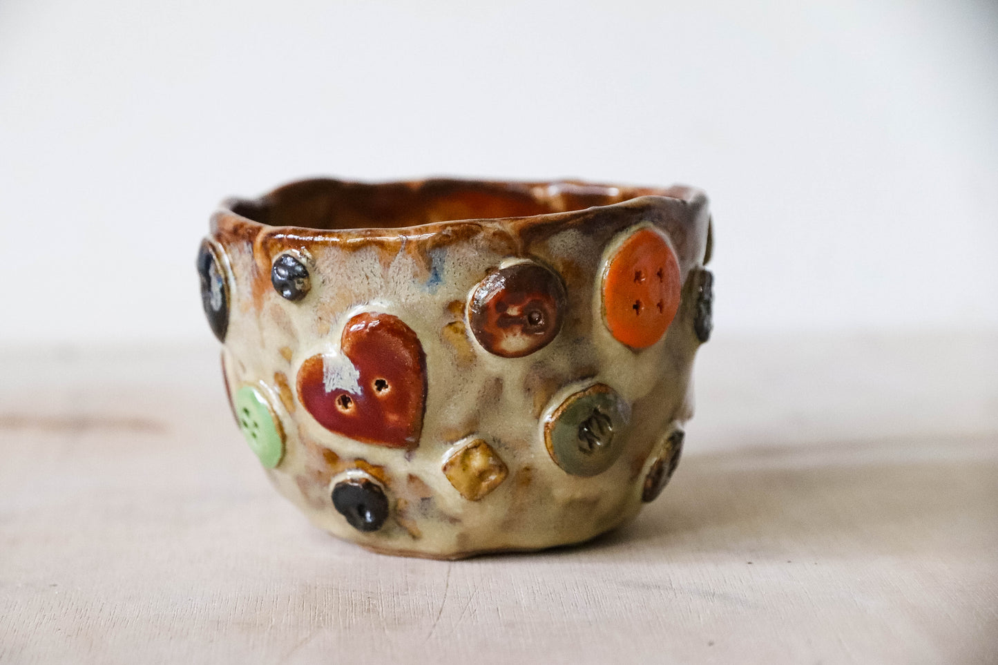 Buttons Stoneware Pot
