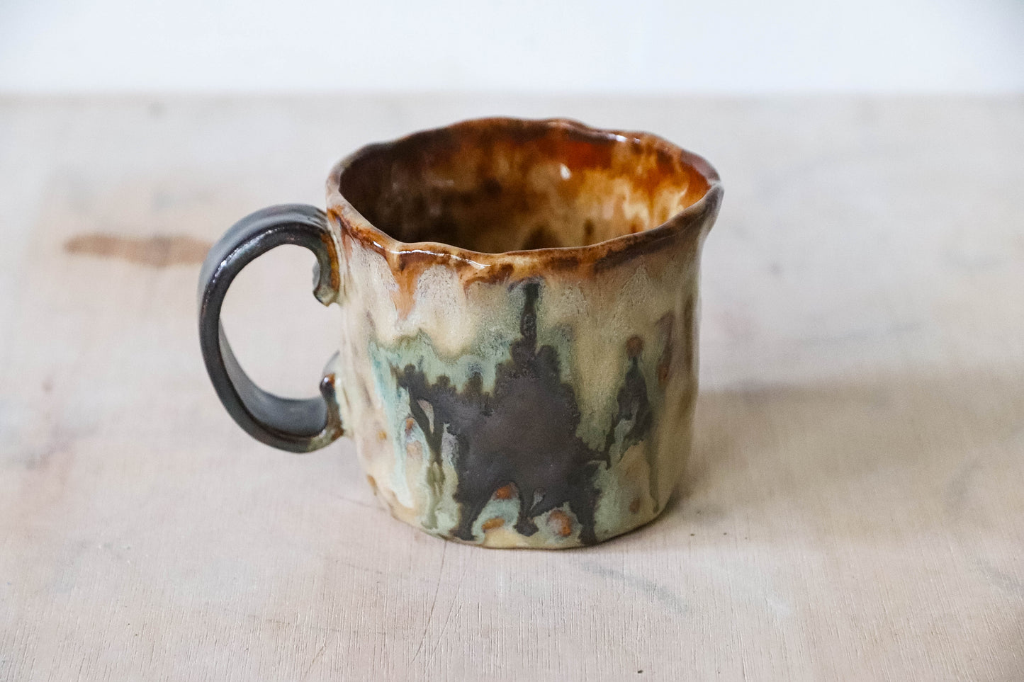 Drippy Star Stoneware Pot