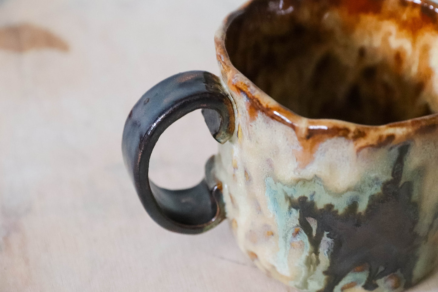 Drippy Star Stoneware Pot