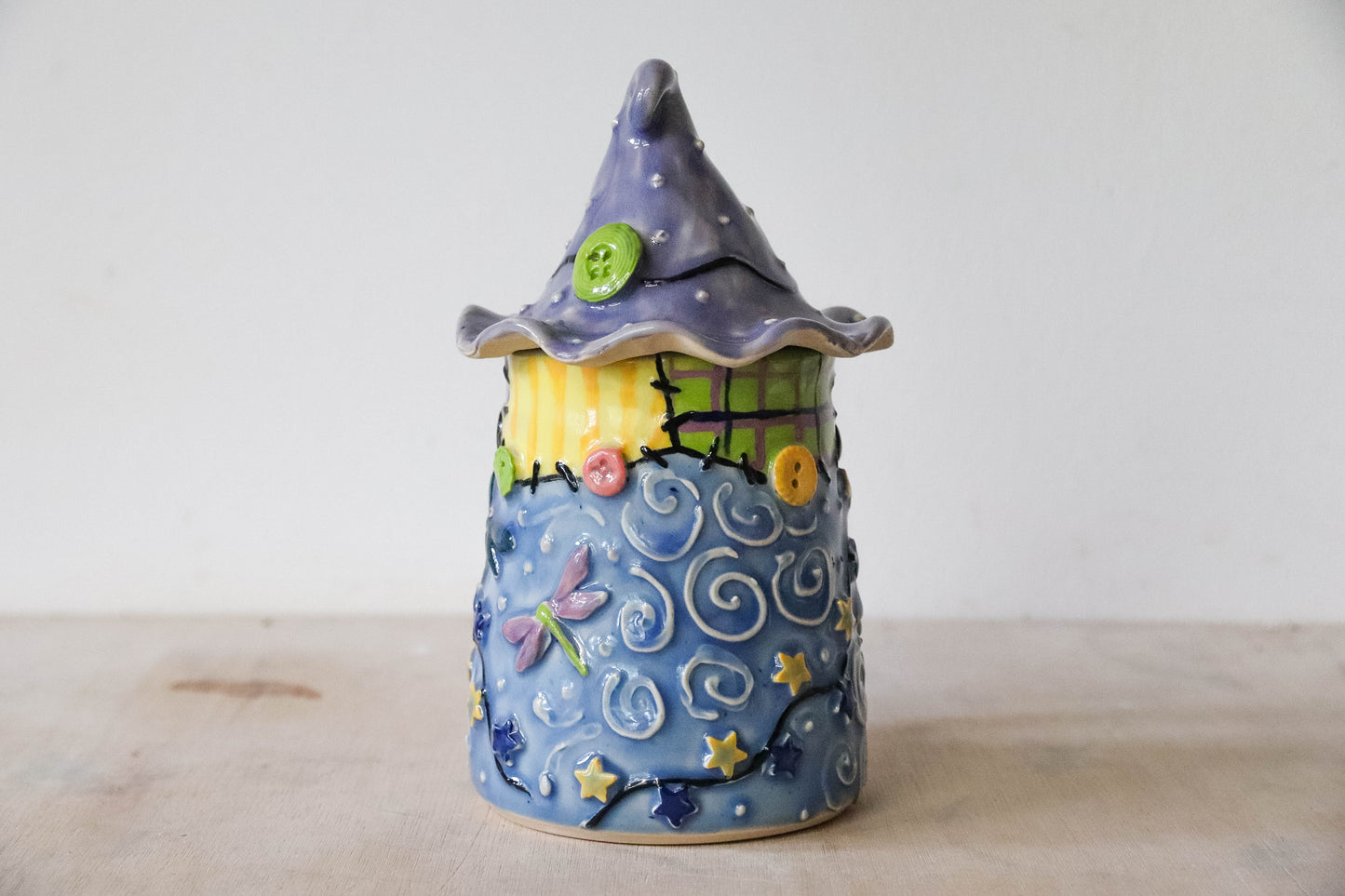 Coraline Stoneware Pot