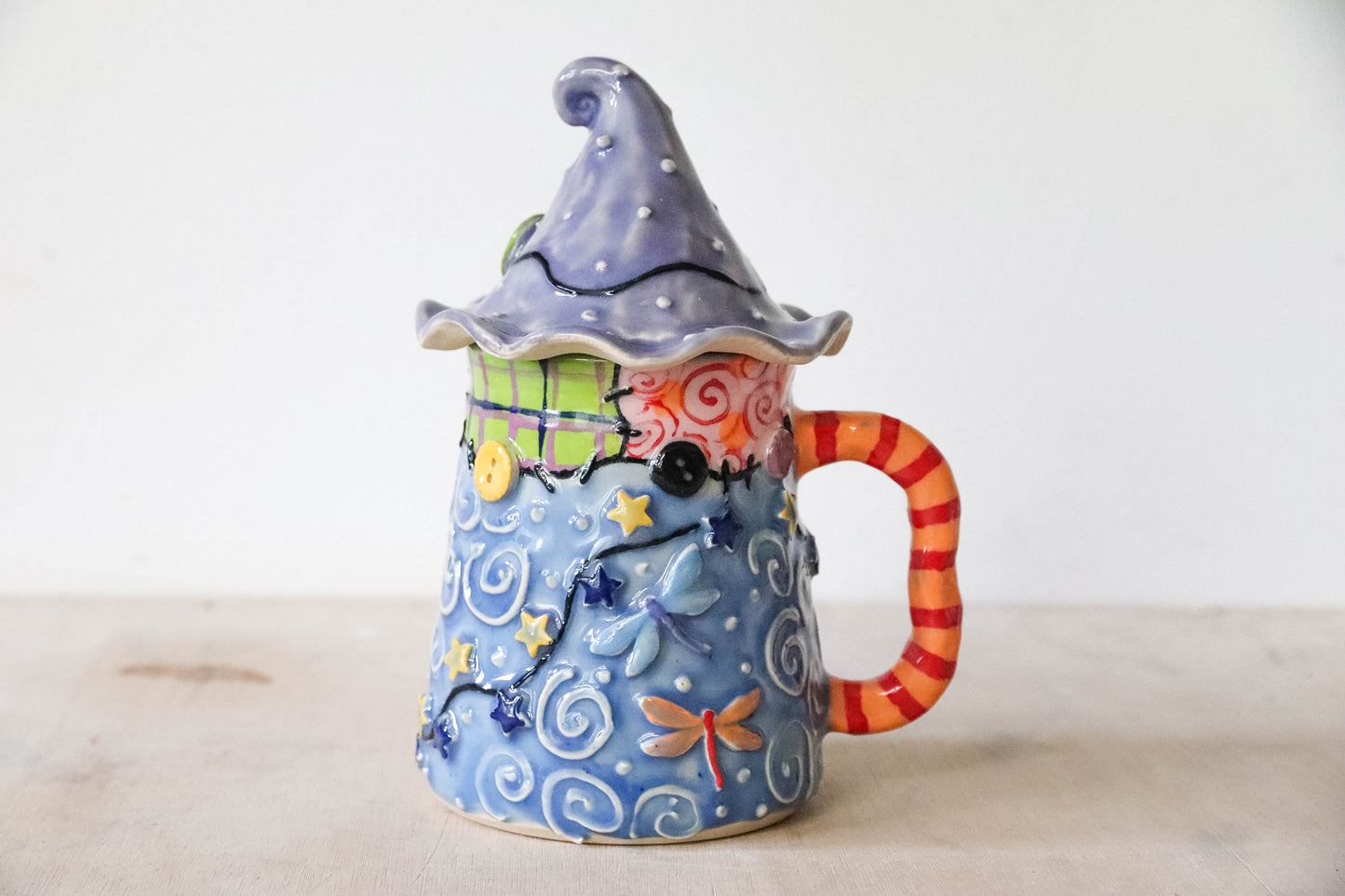 Coraline Stoneware Pot