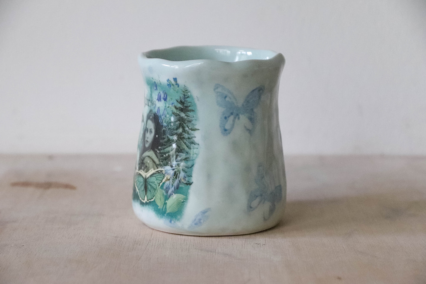 Bella Twilight Tulip Pot