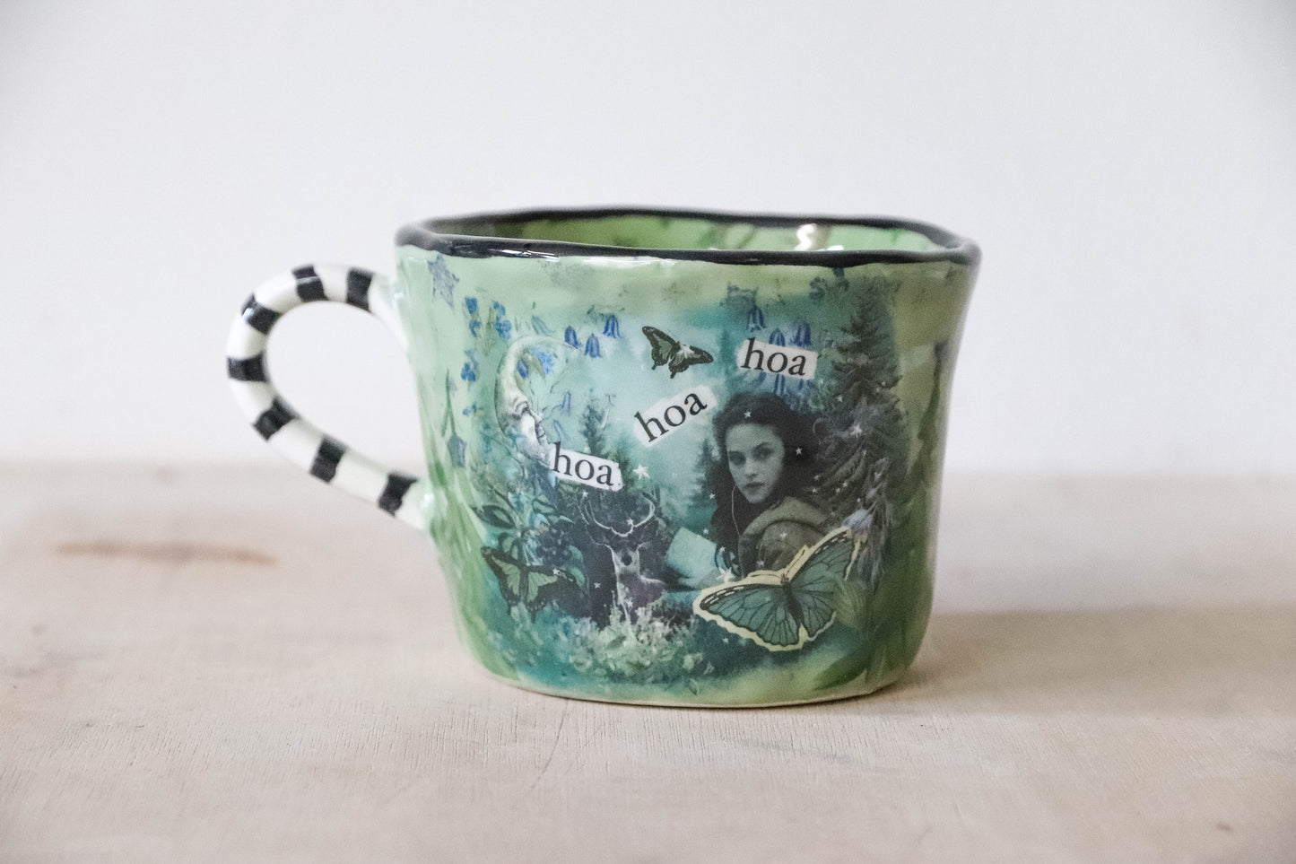 Twilight Hoa Hoa Pot